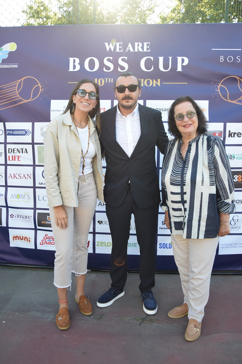 Yasmin Gülman - Salih Umut Üngör ve Monik İpekel-1