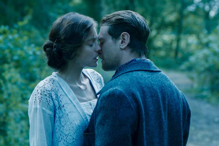 Netflix'te aşkı, tutkuyu, erotizmi ve sınırları zorlayan film; Lady Chatterley’s Lover